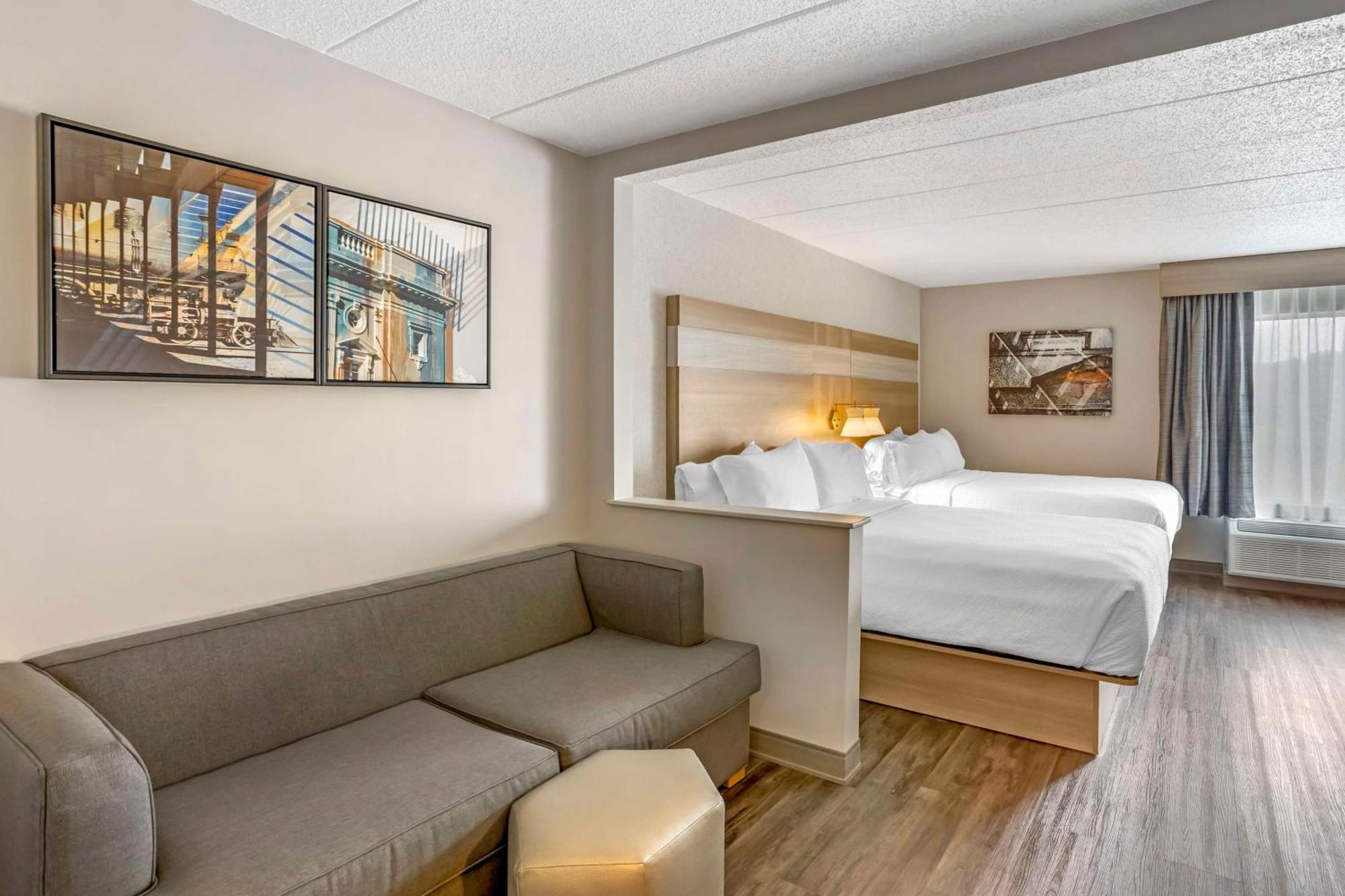 Best Western Plus Heritage Rail Inn & Suites Йорк Экстерьер фото